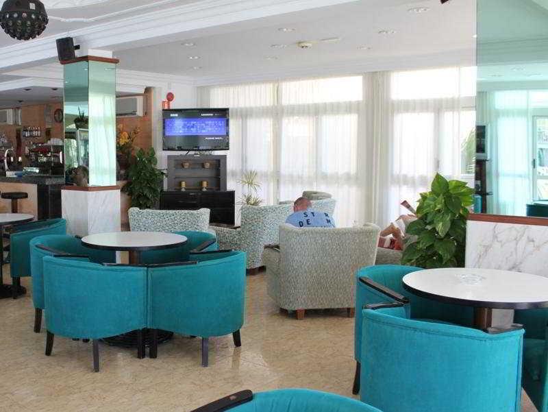 Aparthotel Africamar Can Picafort  Exterior foto